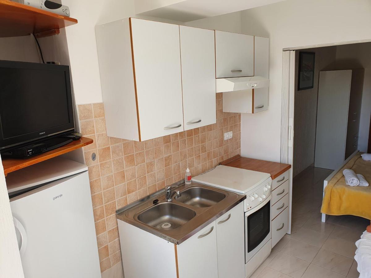 Apartment Ella Banjol 외부 사진