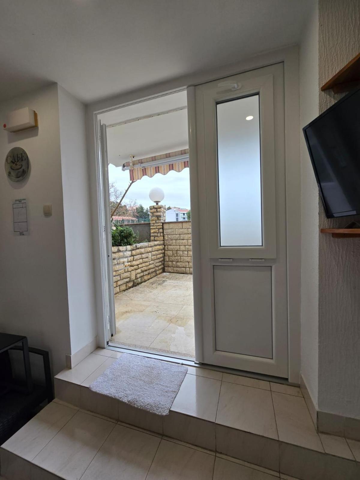 Apartment Ella Banjol 외부 사진
