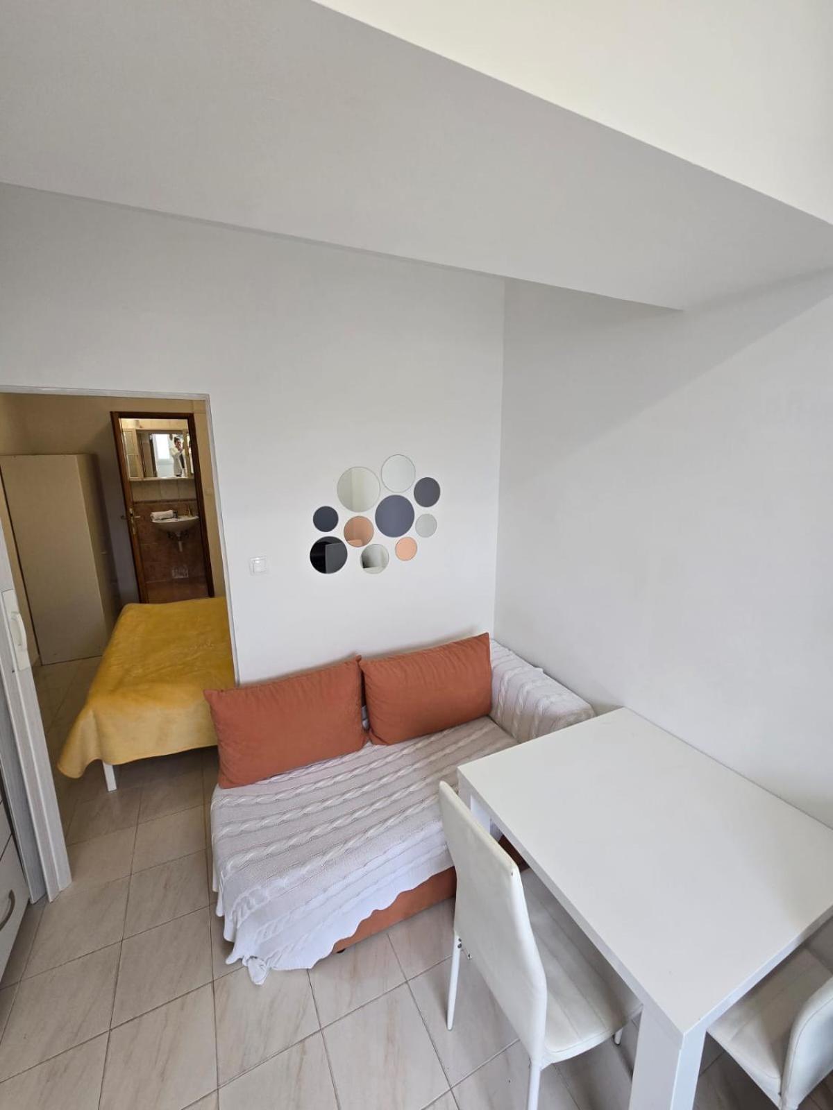Apartment Ella Banjol 외부 사진