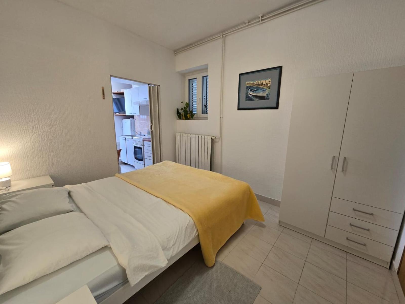 Apartment Ella Banjol 외부 사진