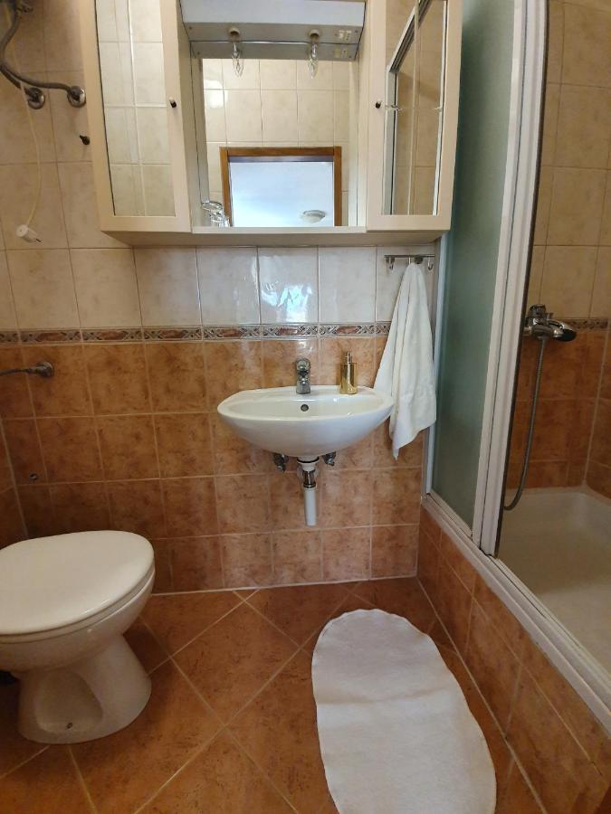 Apartment Ella Banjol 외부 사진